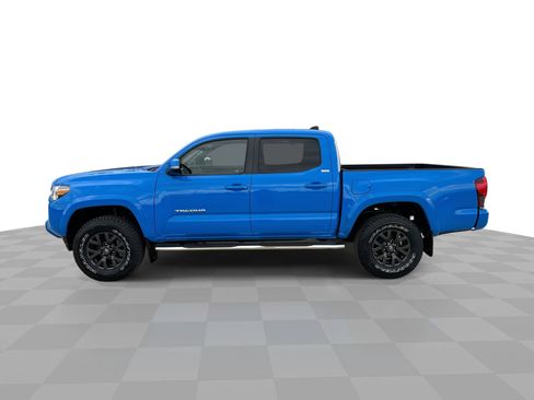 Used 2020 Toyota Tacoma SR5 image 1