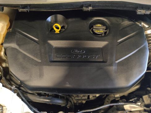 Used 2016 Ford Escape SE FWD image 30