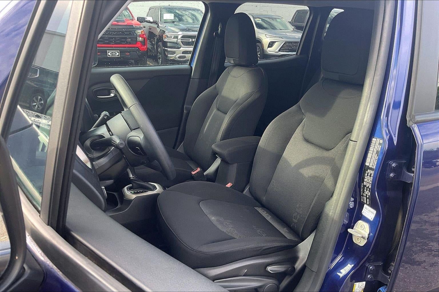 Used 2017 Jeep Renegade Sport w/ Power & Air Group AWD/4WD image 23