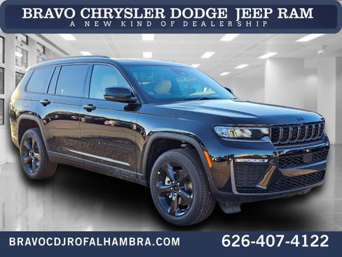 New 2026 Jeep Grand Cherokee L Limited w/ Limited Altitude Package AWD/4WD image 1