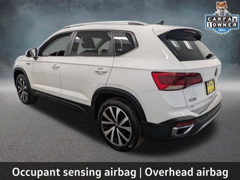 Used 2022 Volkswagen Taos SE AWD/4WD image 7
