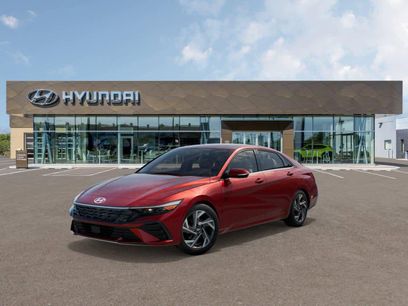 Used 2025 Hyundai Elantra Limited