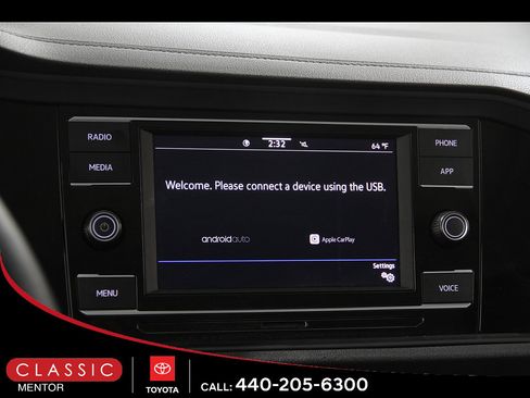 Used 2024 Volkswagen Jetta SE FWD image 11