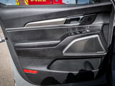 Used 2021 Kia Telluride EX w/ EX Premium Package image 13