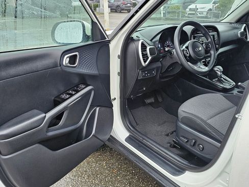 Used 2021 Kia Soul S image 18