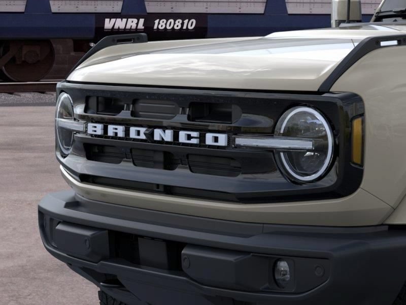 New 2026 Ford Bronco Outer Banks AWD/4WD image 19