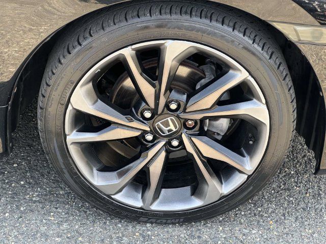 Used 2019 Honda Civic Sport image 10