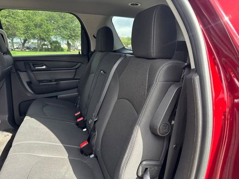 Used 2016 GMC Acadia SLE FWD image 9