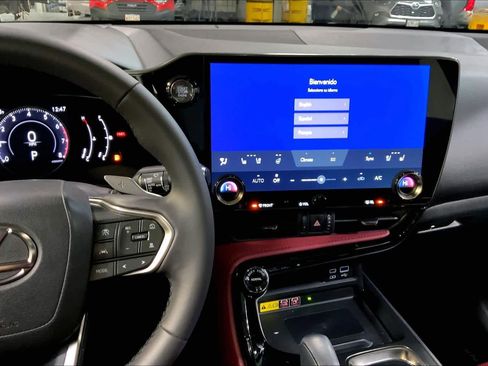 Used 2023 Lexus NX 350 AWD image 7