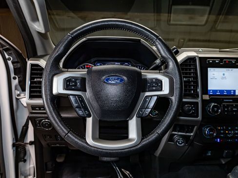 Used 2021 Ford F250 Lariat image 17