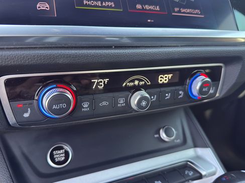 Used 2021 Audi Q3 2.0T Premium w/ Convenience Package image 14