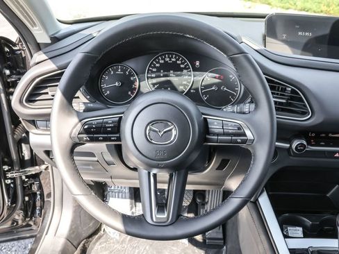 Used 2025 MAZDA CX-30 AWD 2.5 S w/ Select Sport Pkg image 18