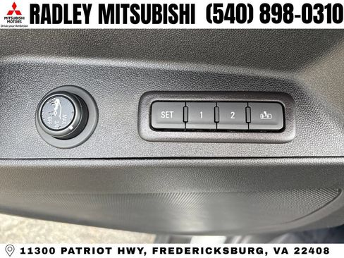 Used 2019 Chevrolet Equinox Premier FWD image 13