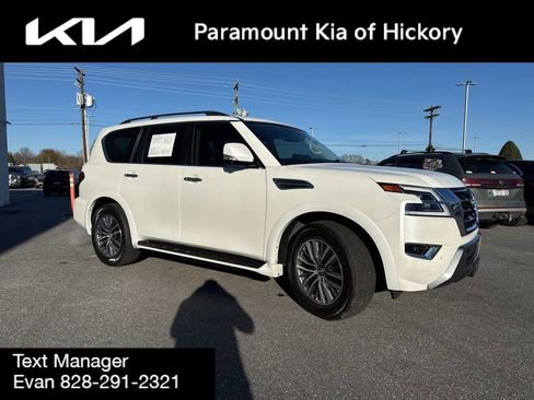 Used 2023 Nissan Armada SL image 3