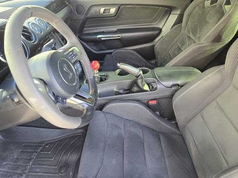 Used 2017 Ford Mustang Shelby GT350 w/ Electronics Package image 14