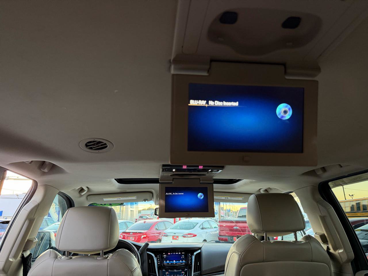 Used 2016 Cadillac Escalade ESV Luxury AWD/4WD image 39