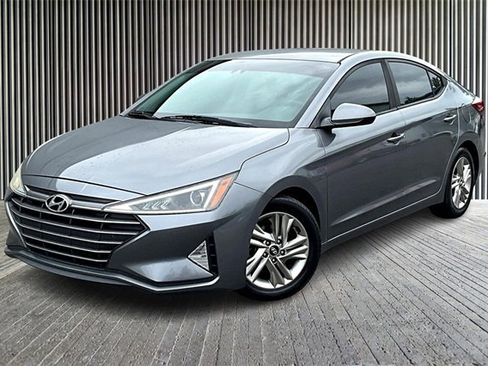 Used 2019 Hyundai Elantra SEL image 1