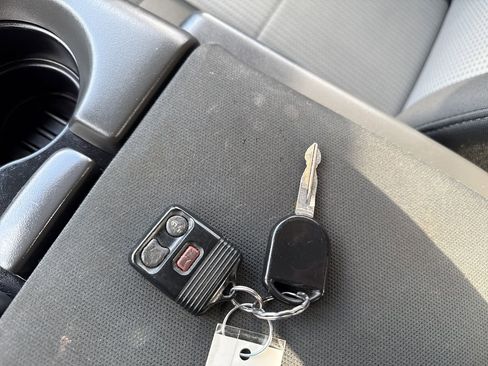 Used 2007 Ford F150 XLT AWD/4WD image 24