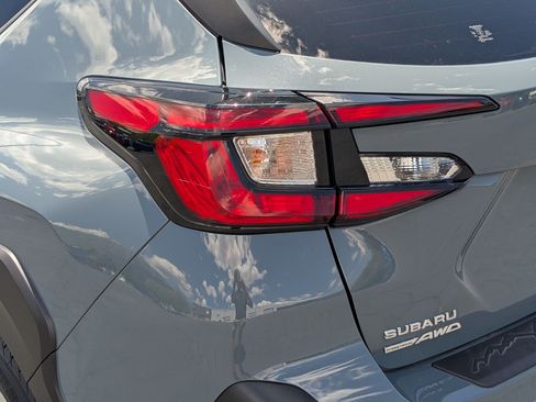 Used 2024 Subaru Crosstrek 2.0i Premium AWD/4WD image 13