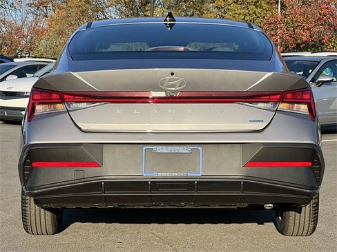 New 2026 Hyundai Elantra Blue image 31