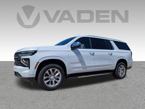 New 2026 Chevrolet Suburban Premier RWD image 2