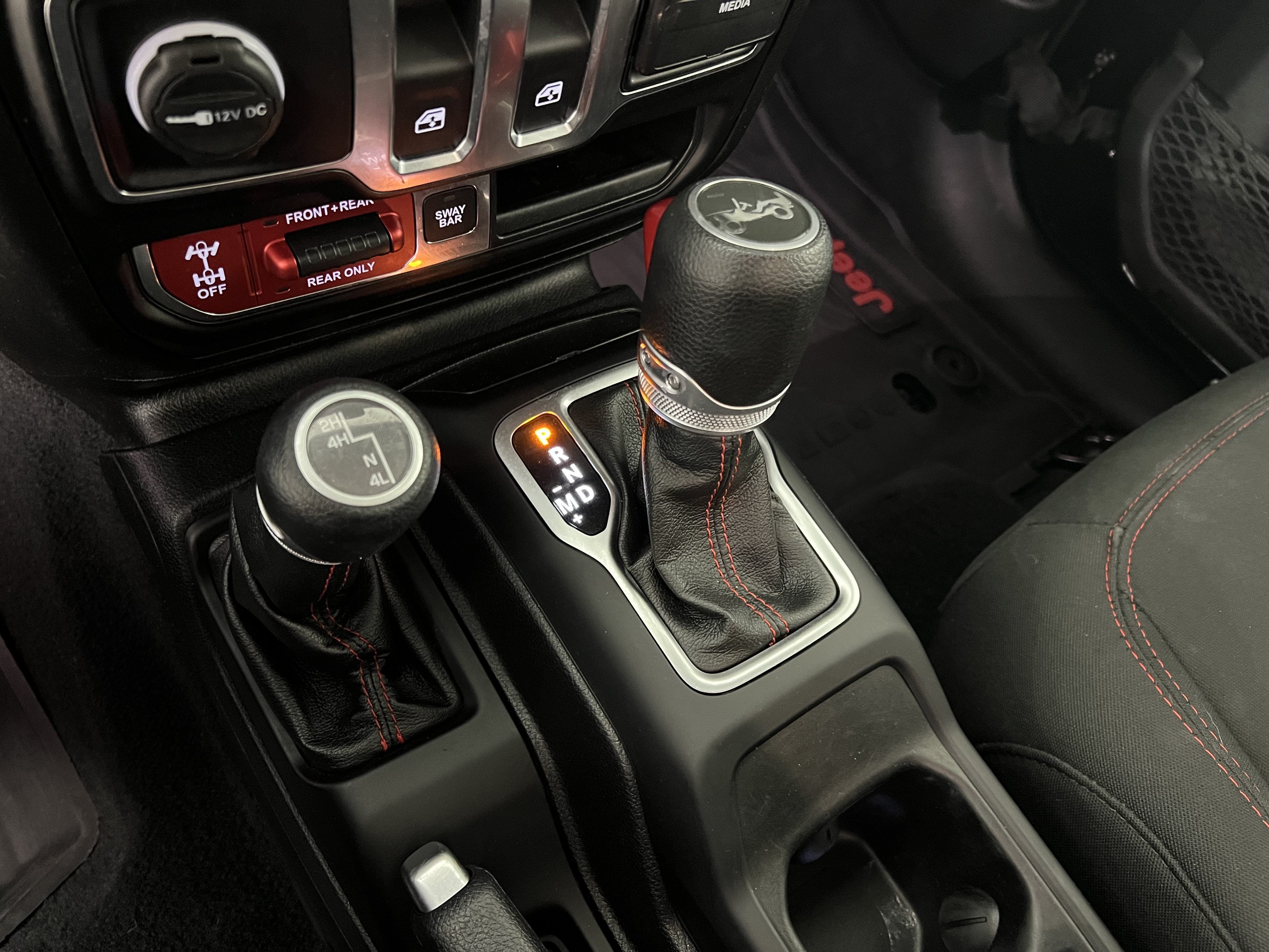 Used 2020 Jeep Wrangler Rubicon AWD/4WD image 29