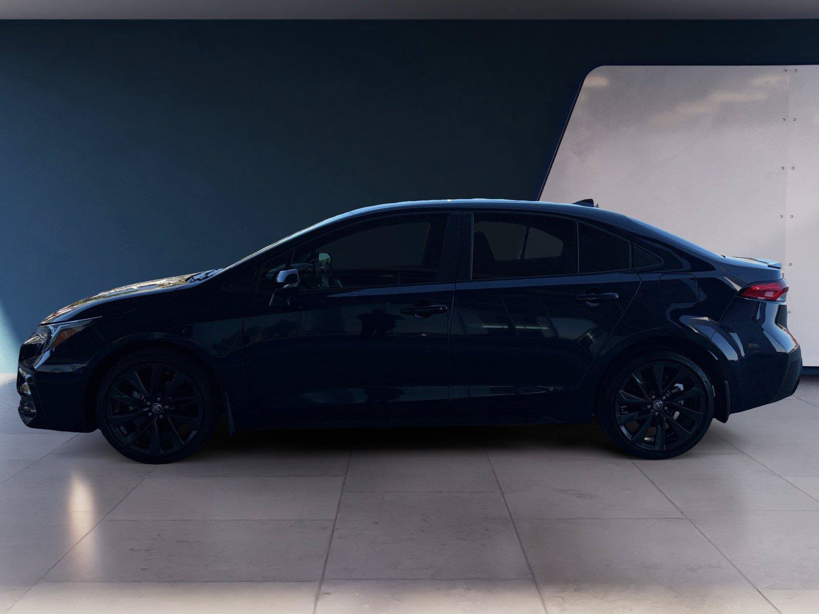 Used 2024 Toyota Corolla SE FWD image 2