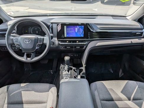 Used 2025 Toyota Camry LE w/ Convenience Package FWD image 15