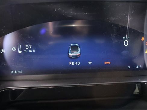 New 2026 Lincoln Corsair Premiere image 4