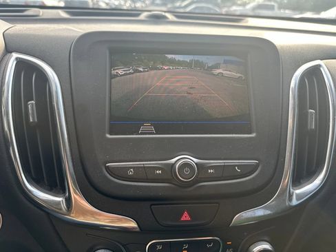 Used 2021 Chevrolet Equinox LT FWD image 17