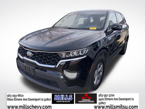 Used 2021 Kia Sorento LX image 1