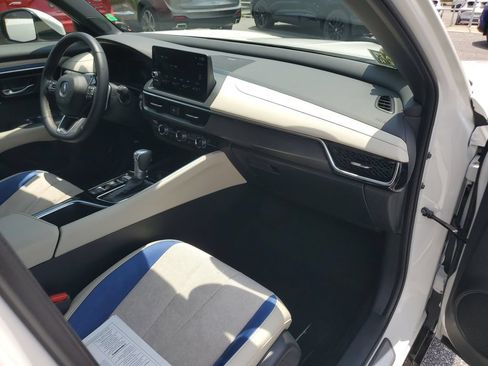 Certified 2025 Acura ADX A-Spec FWD image 4