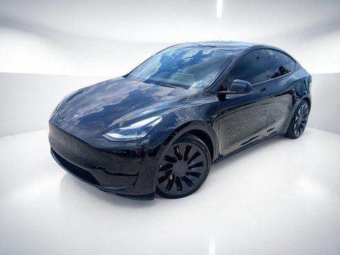 Used 2022 Tesla Model Y Performance AWD/4WD image 1
