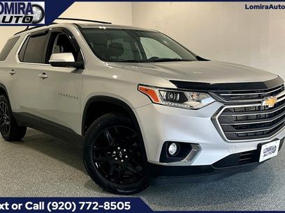 Used 2021 Chevrolet Traverse LT