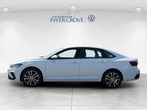 Certified 2026 Volkswagen Jetta Sport FWD image 4