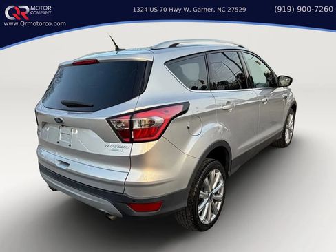 Used 2017 Ford Escape Titanium FWD image 3