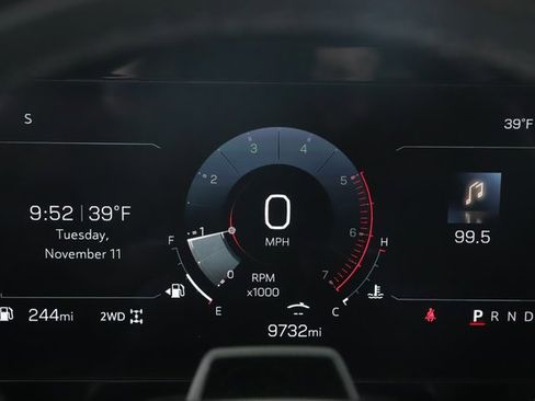 Used 2025 GMC Yukon Denali w/ Denali Reserve Package image 23