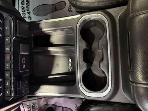 Used 2021 GMC Sierra 1500 AT4 w/ AT4 Premium Package image 19