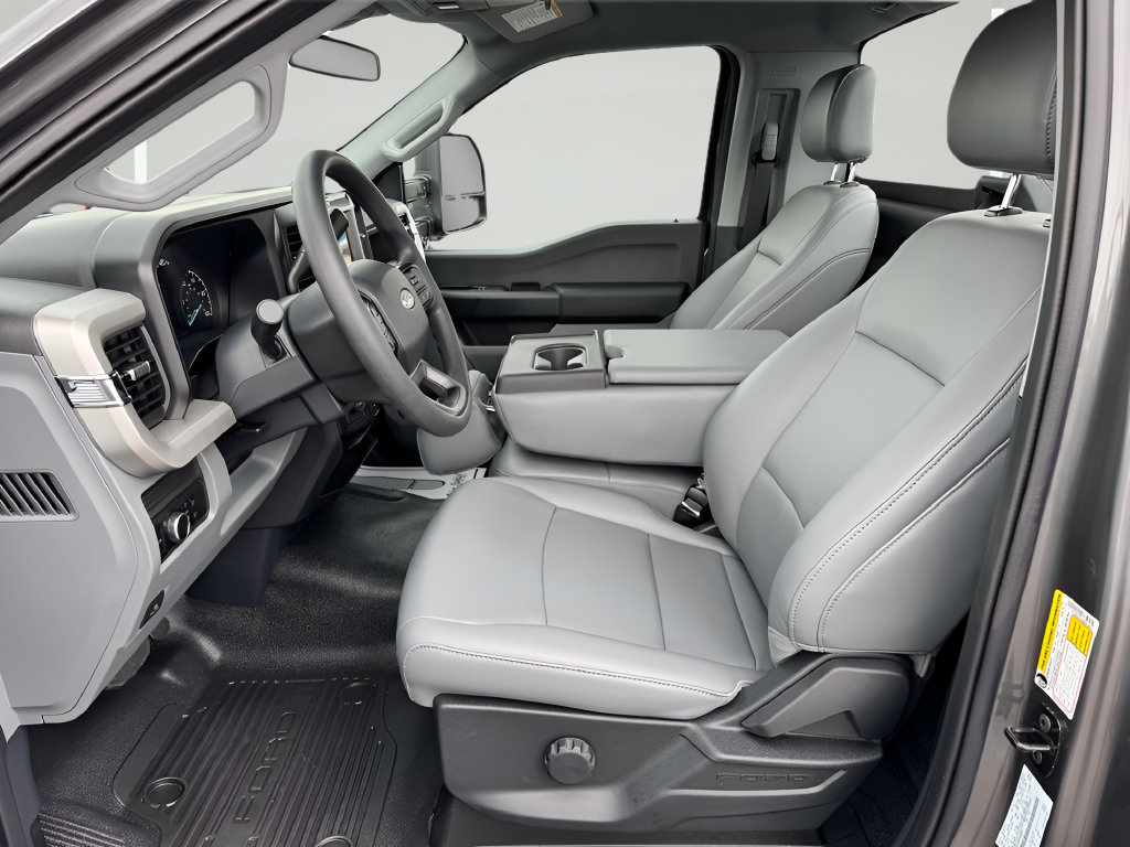Used 2025 Ford F250 XL RWD image 10