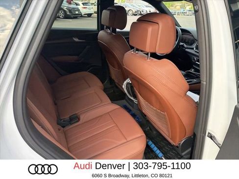 Certified 2024 Audi Q5 e Premium Plus w/ Premium Plus Package AWD/4WD image 7