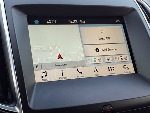 Used 2017 Ford Edge Titanium w/ Equipment Group 302A FWD image 13