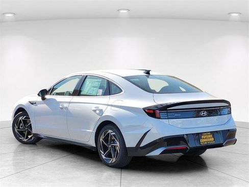 New 2026 Hyundai Sonata SEL image 5