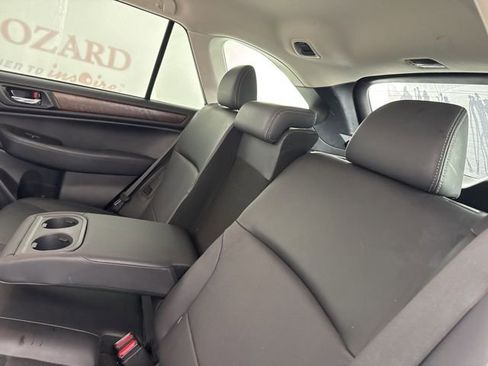 Used 2015 Subaru Outback 3.6R Limited image 13