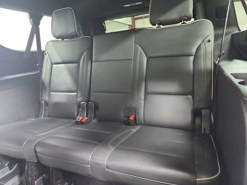 Used 2023 Chevrolet Suburban Premier RWD image 40