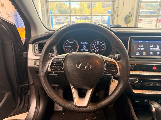 Used 2019 Hyundai Sonata SE FWD image 8