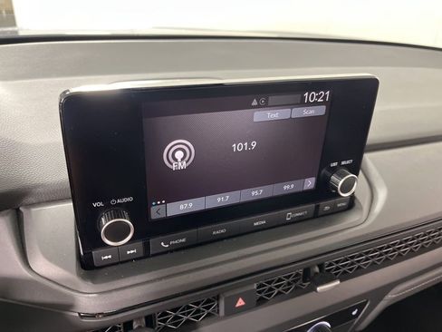 Used 2023 Honda Accord EX image 28