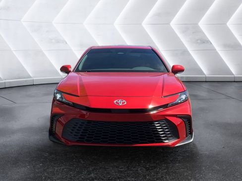 Used 2025 Toyota Camry SE w/ Multimedia Upgrade Package FWD image 2