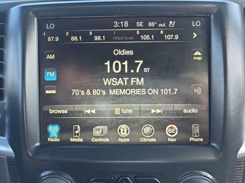 Used 2017 RAM 1500 Limited image 24