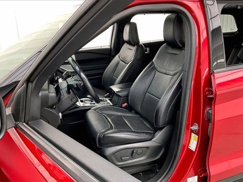 Used 2021 Ford Explorer ST w/ Equipment Group 401A image 8