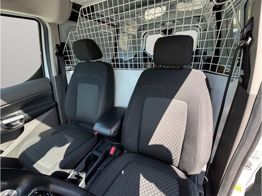 Used 2023 Ford Transit Connect XLT FWD image 17